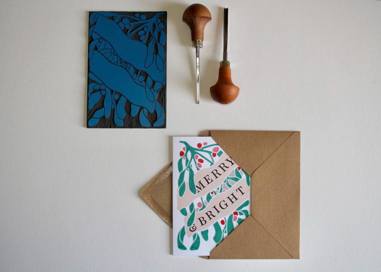 Festive Mistletoe Merry & Bright Card - Single card with envelope / Luxury cotton Christmas card / Modern linocut mistletoe berries art