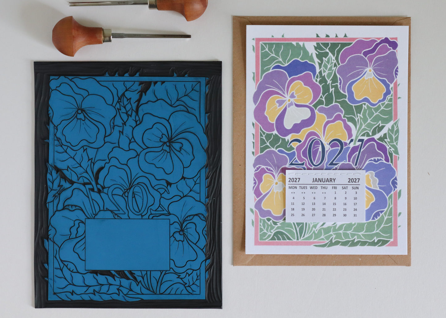 Pansies for Thoughts: 2027 Stand-Up Desk Calendar