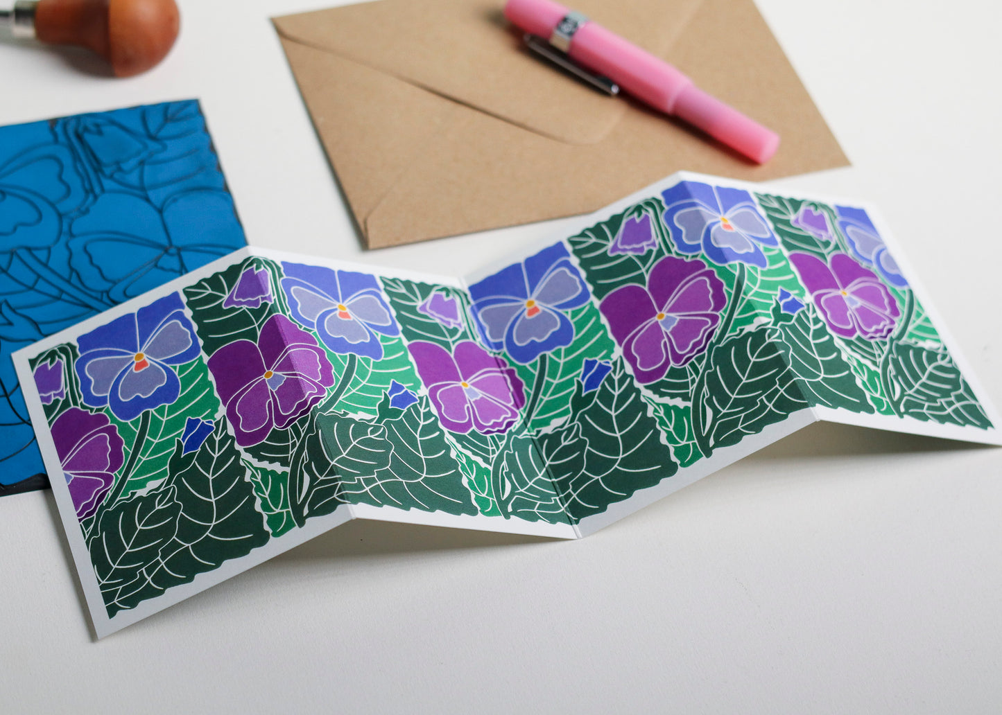 Garden Pansies Flower Garland Card | Single Card & Envelope