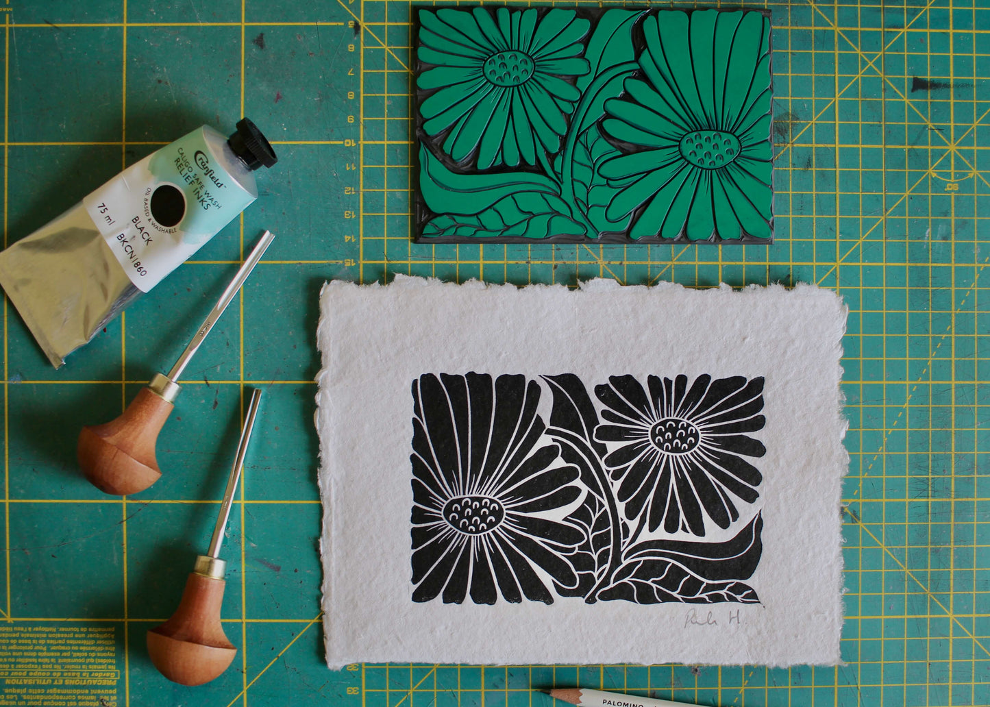 Garden Daisy Flower Linocut | Handprinted A5 Art Print on Cotton Rag Paper