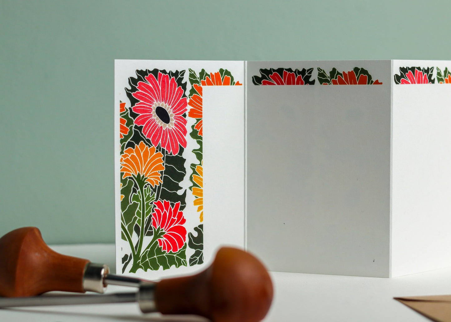 Joy Bloom Gerbera Daisy Garland Card | Single Card & Envelope