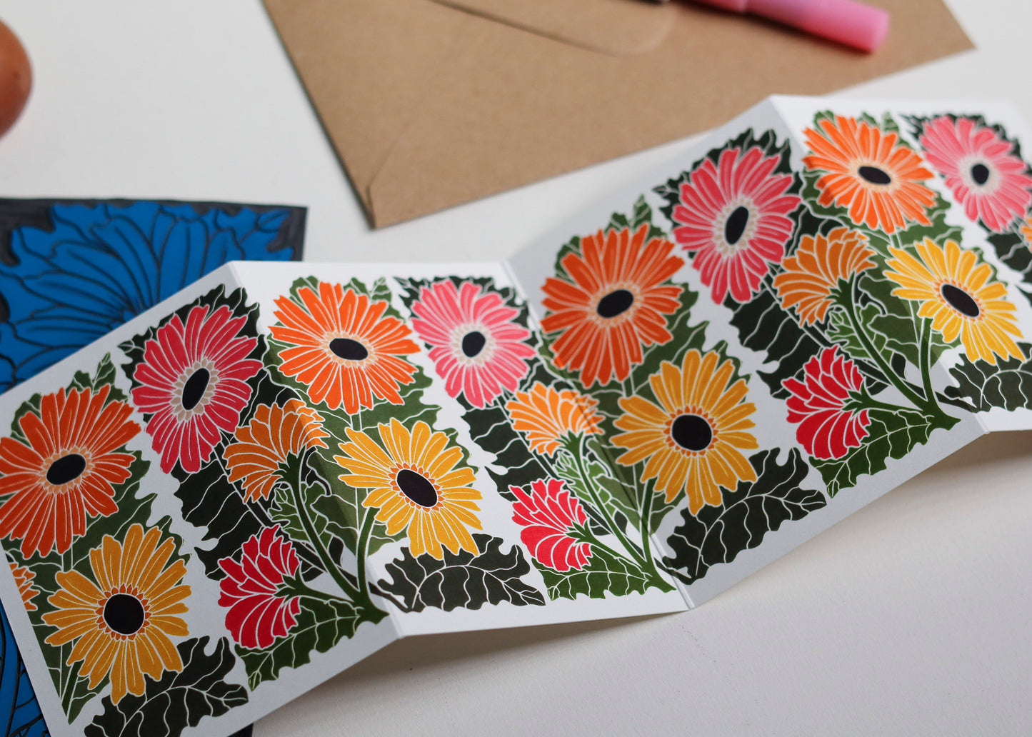 Joy Bloom Gerbera Daisy Garland Card | Single Card & Envelope