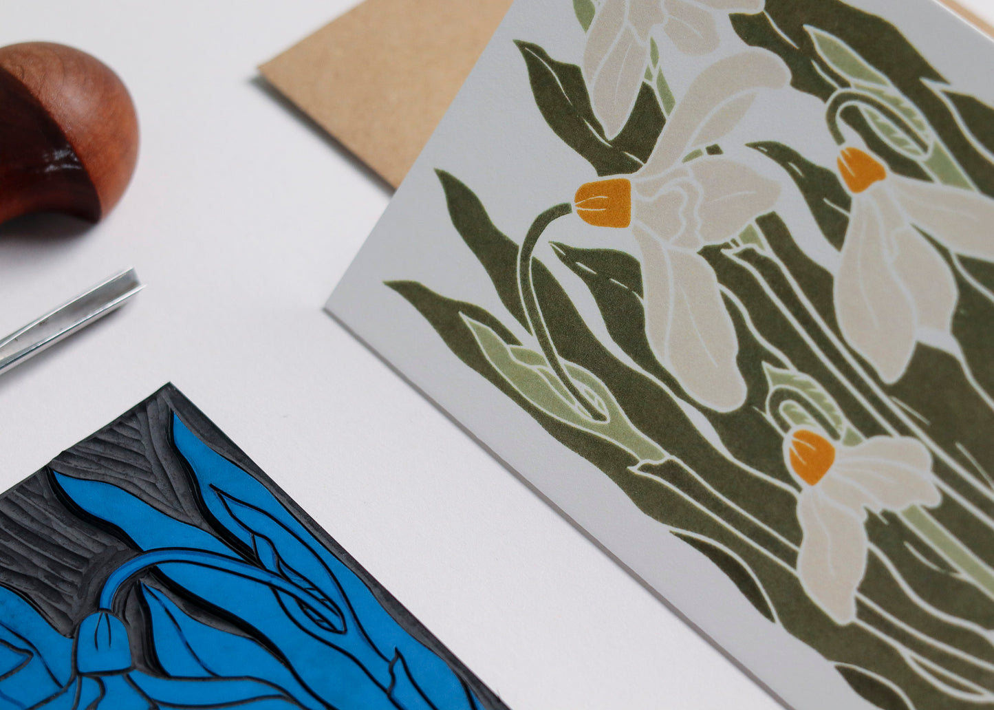 Snowdrops in the Garden Luxury Card | Single Card & Envelope