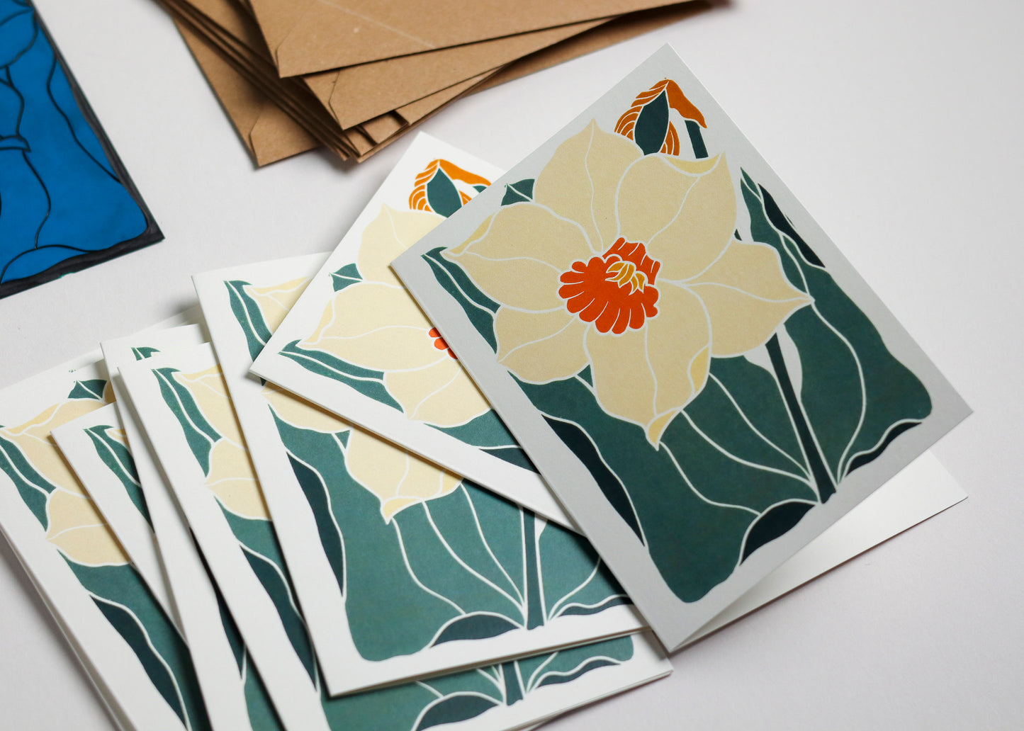 Dancing Bright Daffodil | Set of 8 Notecards & Envelopes