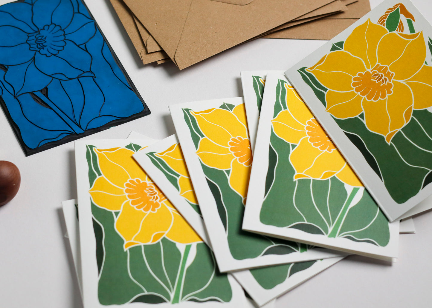 Dancing Daffodil | Set of 8 Notecards & Envelopes