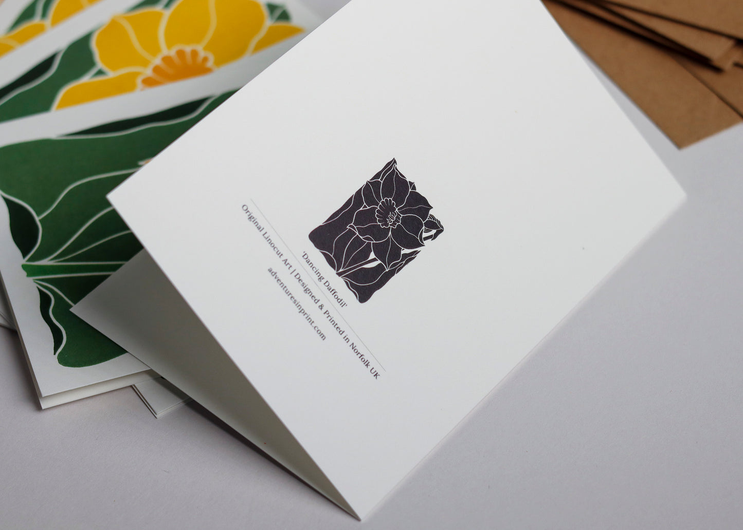 Dancing Daffodil | Set of 8 Notecards & Envelopes