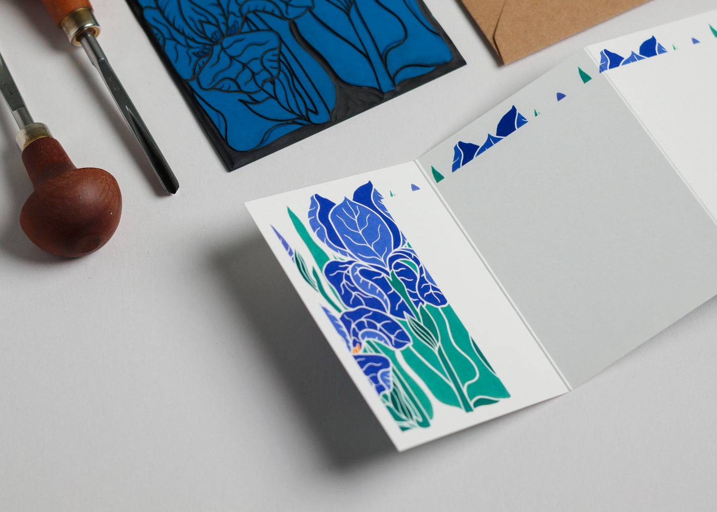 Iris in the Garden Garland Card | Single Card & Envelope