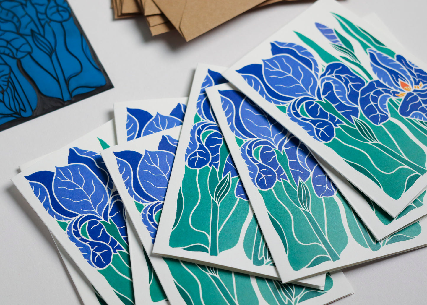 Iris in the Garden | Set of 8 Notecards & Envelopes