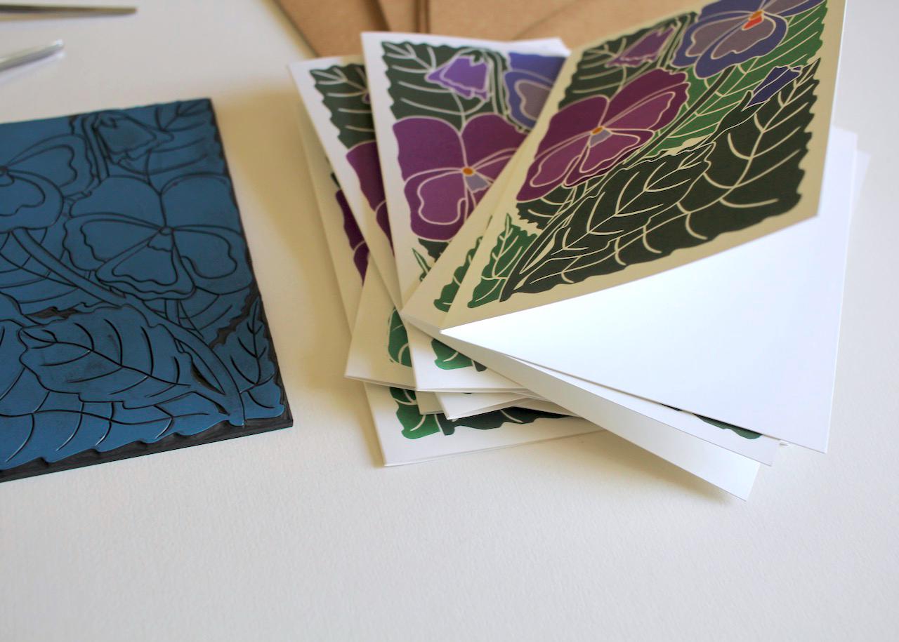 Pansy Flower Linocut Art Notecards - Set of 8 | Linocut Floral Pansies Note Cards / Thank You Cards / Correspondence Cards & Envelopes