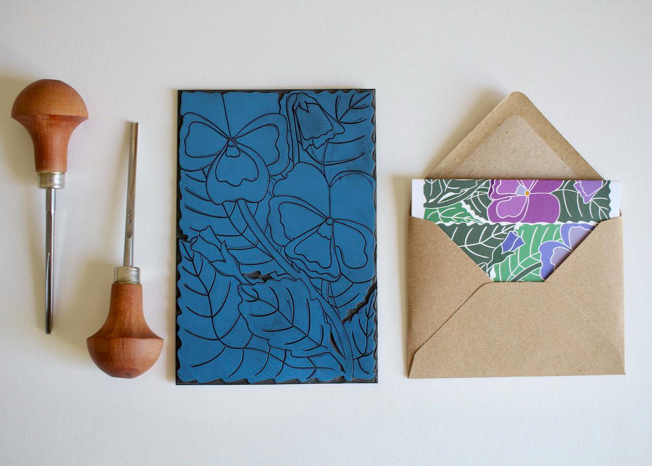 Linocut Pansies Flower Card - Single Concertina Card & Envelope / Lino print flowers card / Pansy flower for love, hope greeting card | A7