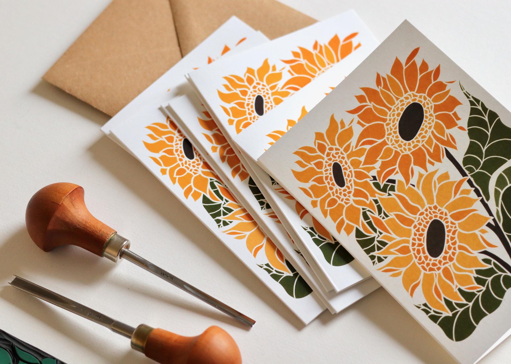 Linocut Joy Bloom Sunflowers Notecards - Set of 8 | Summer Sunflower Note Cards / Thank You Cards / Correspondence Cards & Envelopes